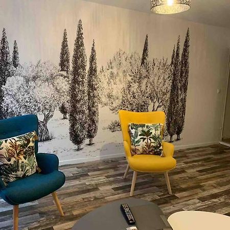Appartement Avec Cours Gien Kültér fotó